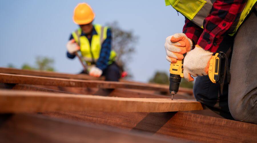 Expert Emergency Roof Repairs services in Pickett, WI